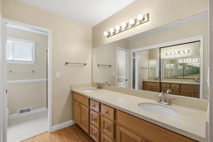 1135 Manning Court, San Martin, California 95046
