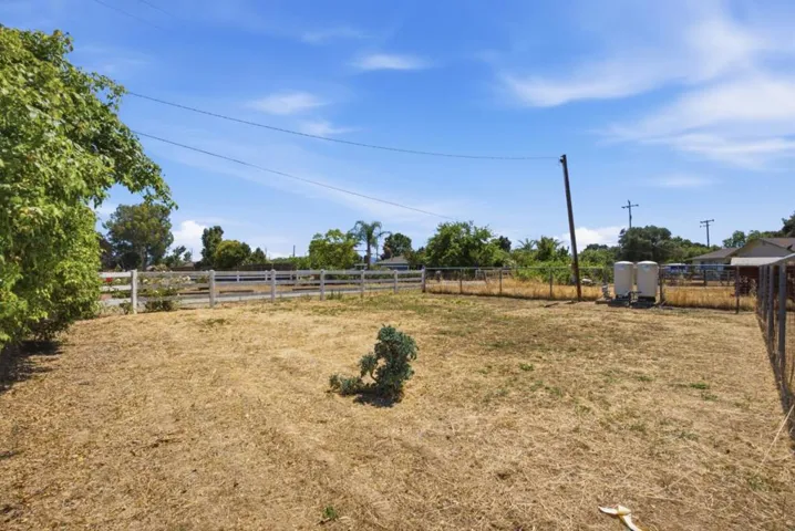 1135 Manning Court, San Martin, California 95046