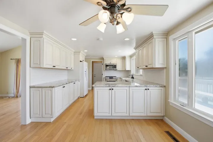 1135 Manning Court, San Martin, California 95046
