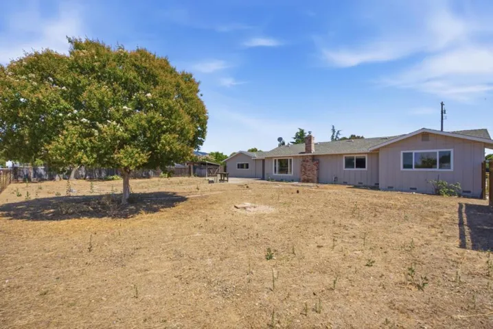 1135 Manning Court, San Martin, California 95046