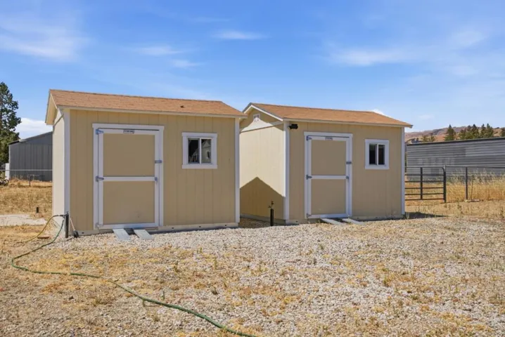 1135 Manning Court, San Martin, California 95046