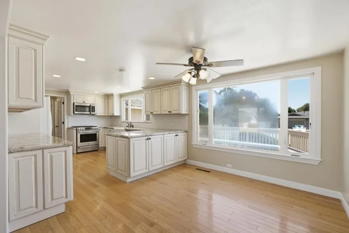 1135 Manning Court, San Martin, California 95046