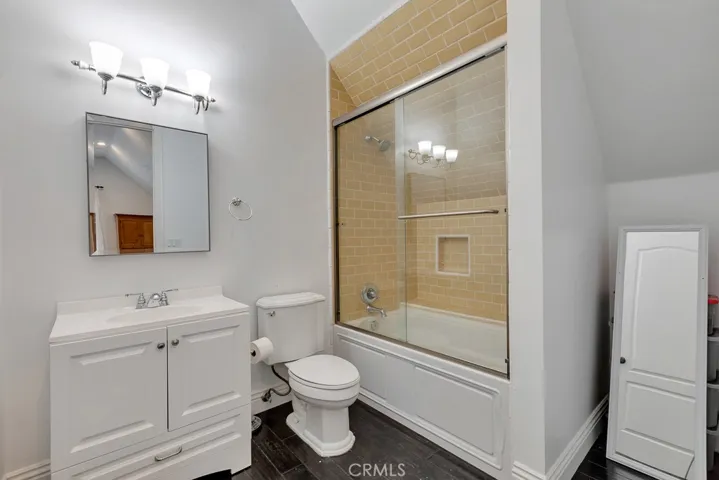 10955 Winnetka Avenue, Chatsworth, California 91311