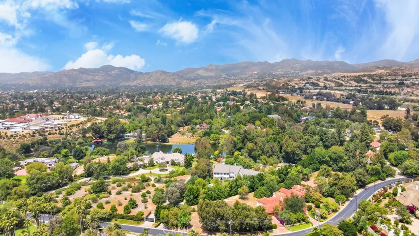 10955 Winnetka Avenue, Chatsworth, California 91311