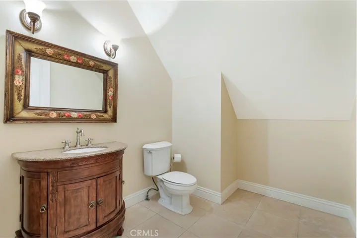 10955 Winnetka Avenue, Chatsworth, California 91311