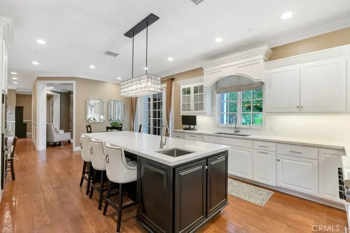 10955 Winnetka Avenue, Chatsworth, California 91311