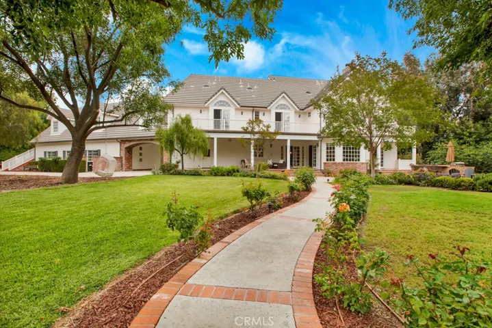 10955 Winnetka Avenue, Chatsworth, California 91311