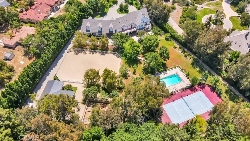 10955 Winnetka Avenue, Chatsworth, California 91311