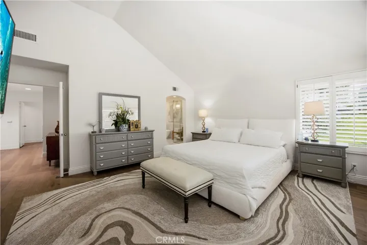 16 Lucerne, Newport Beach, California 92660