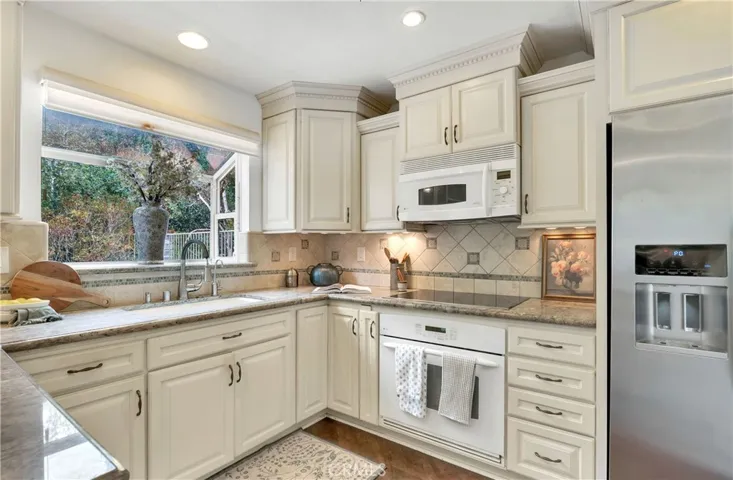 6468 Lada Avenue, Camarillo, California 93012