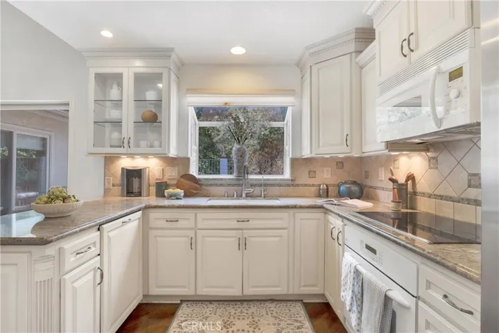 6468 Lada Avenue, Camarillo, California 93012