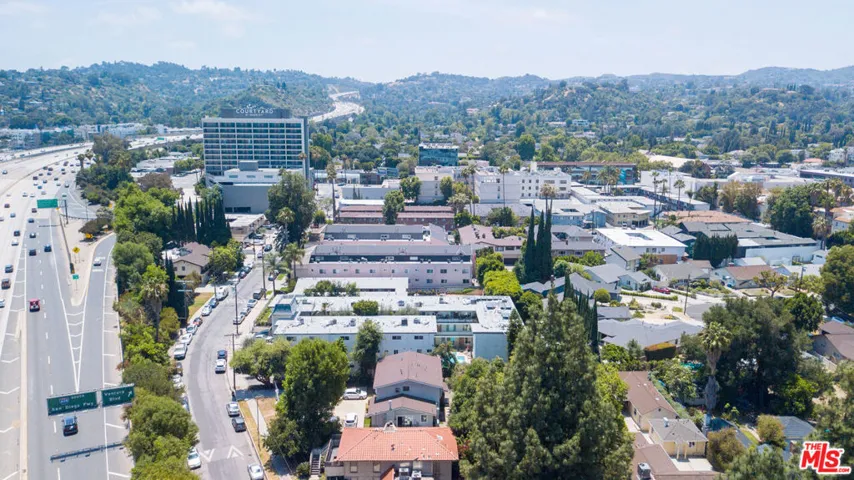 4747 Orion Avenue, Sherman Oaks, California 91403