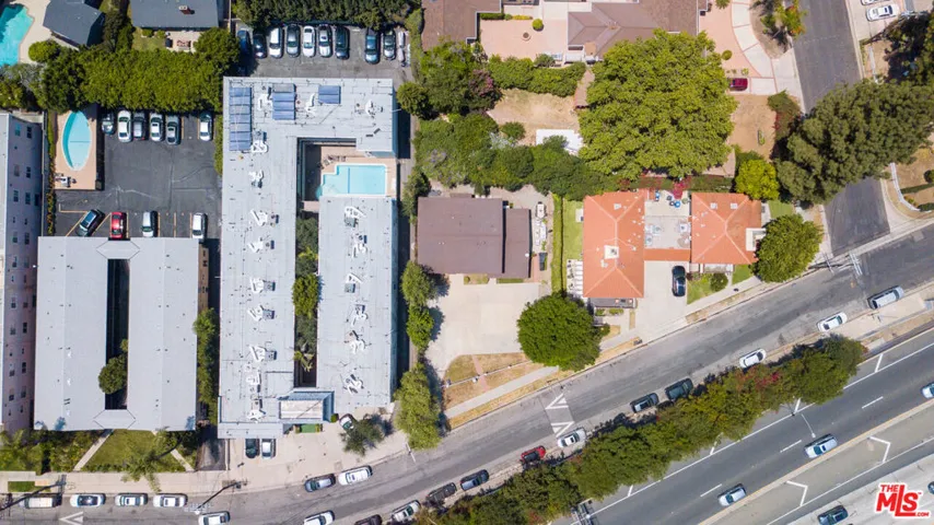 4747 Orion Avenue, Sherman Oaks, California 91403