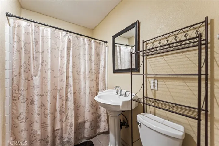 1209 E 124th Street, Los Angeles, California 90059