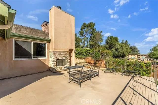 9824 Baden Avenue, Chatsworth, California 91311