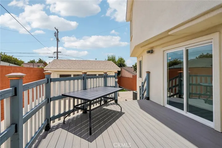 914 Alpha Street, Inglewood, California 90302