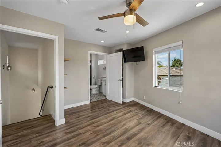 914 Alpha Street, Inglewood, California 90302