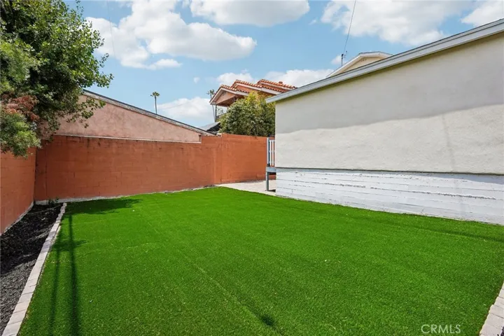 914 Alpha Street, Inglewood, California 90302
