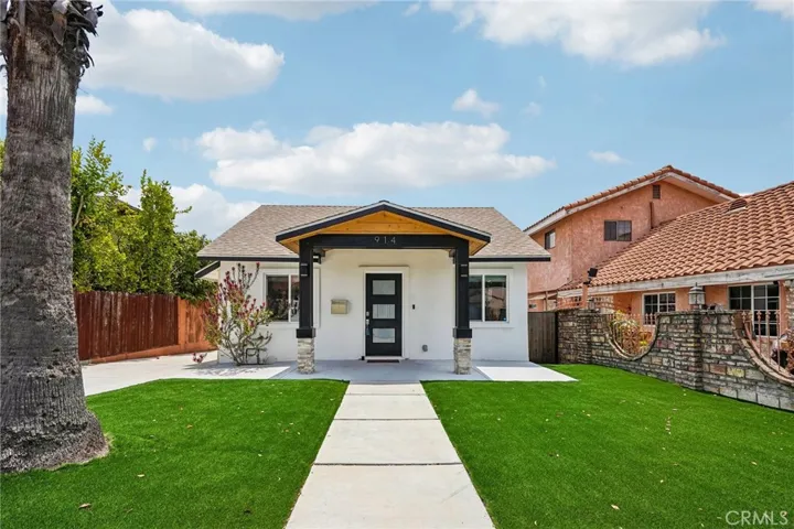 914 Alpha Street, Inglewood, California 90302