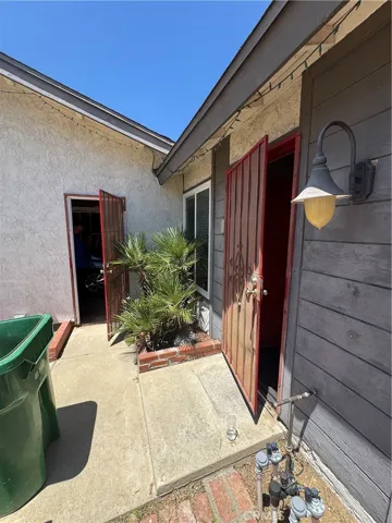 Garage side door