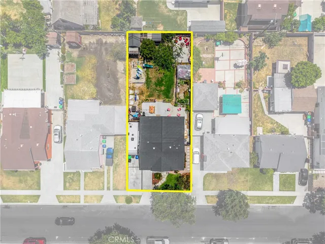 9112 Oak, Bellflower, California 90706