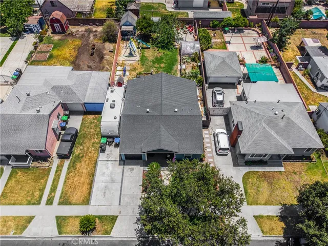 9112 Oak, Bellflower, California 90706