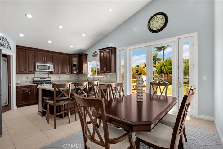 9112 Oak, Bellflower, California 90706