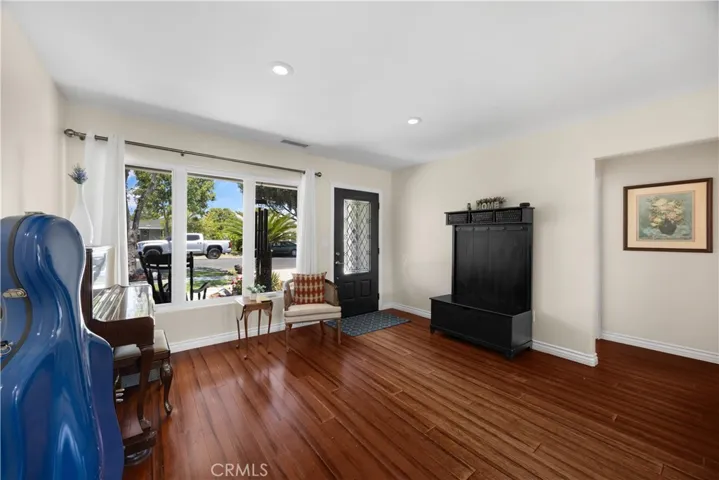 9112 Oak, Bellflower, California 90706