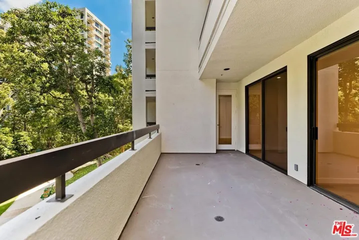 2142 Century Park Lane 102, Los Angeles, California 90067
