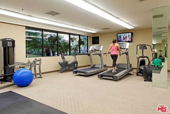 2142 Century Park Lane 102, Los Angeles, California 90067
