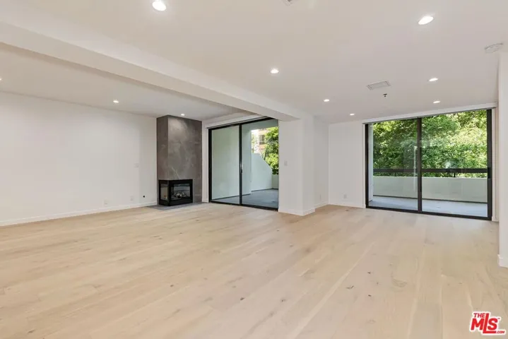 2142 Century Park Lane 102, Los Angeles, California 90067