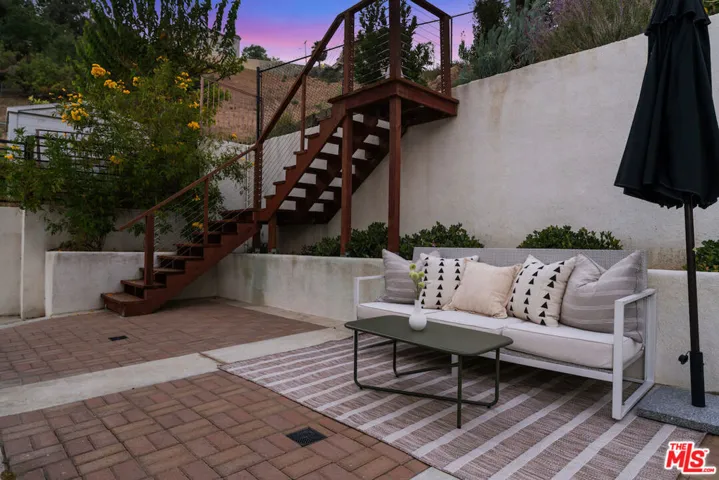 3787 Glenalbyn Drive, Los Angeles, California 90065
