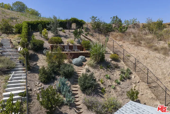3787 Glenalbyn Drive, Los Angeles, California 90065