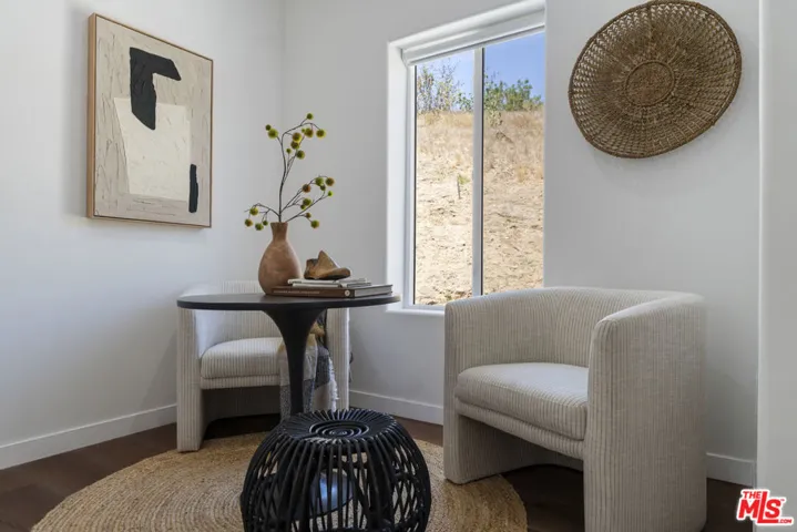 3787 Glenalbyn Drive, Los Angeles, California 90065