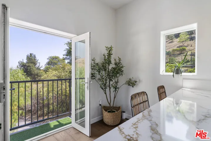 3787 Glenalbyn Drive, Los Angeles, California 90065