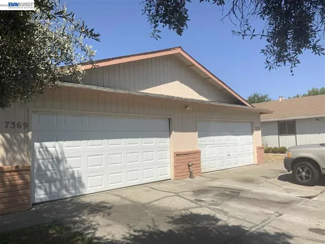 7369 Kelley Drive, Stockton, California 95207-1148