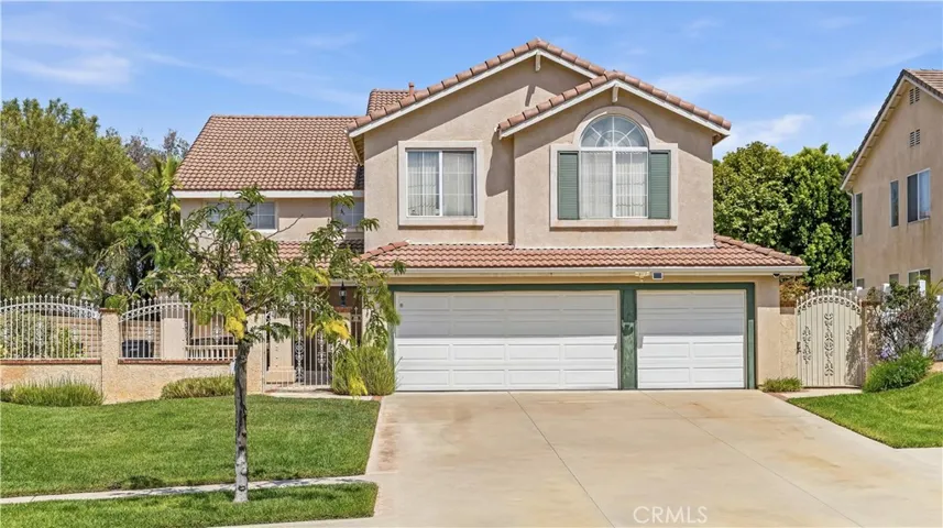 2475 Macbeth, Corona, California 92882