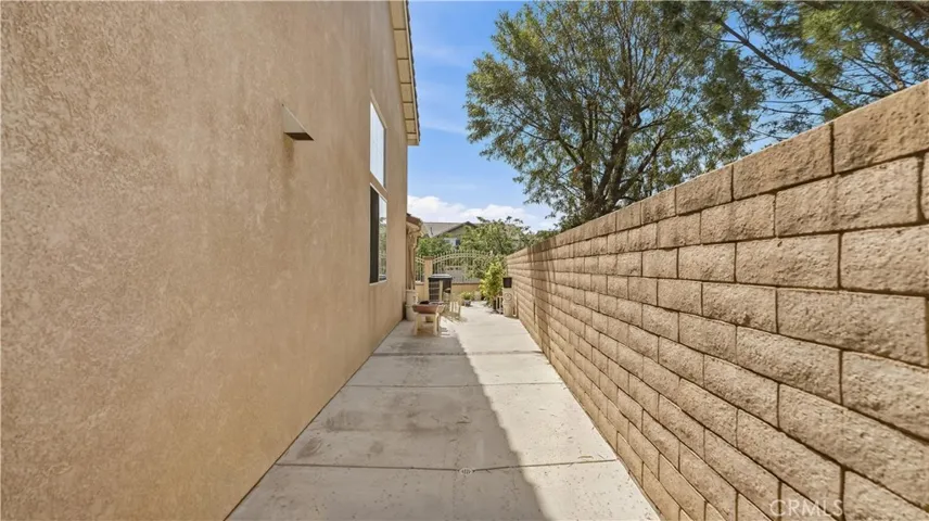 2475 Macbeth, Corona, California 92882