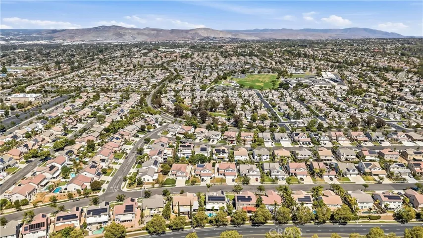2475 Macbeth, Corona, California 92882
