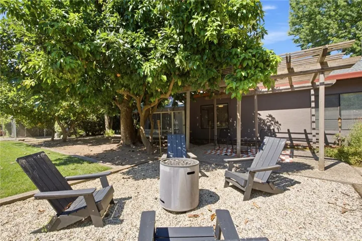 9246 Troxel Rd, Chico, California 95928