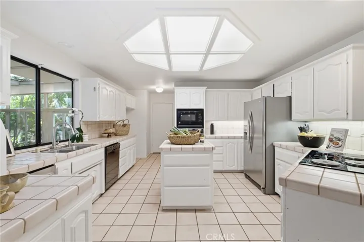 9246 Troxel Rd, Chico, California 95928