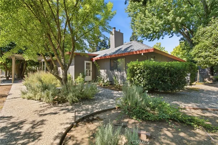 9246 Troxel Rd, Chico, California 95928