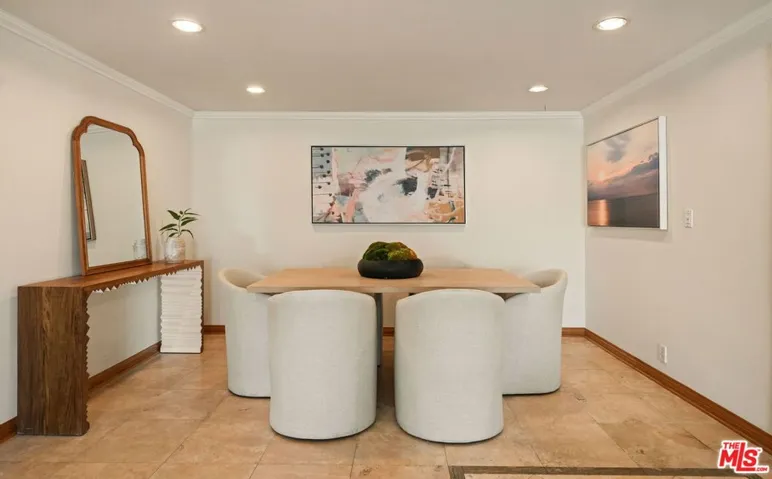 1230 Horn Avenue 201, West Hollywood, California 90069