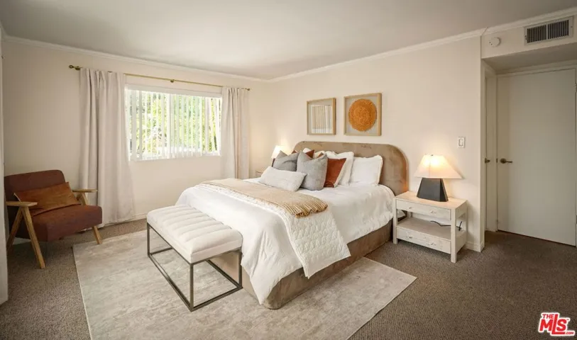 1230 Horn Avenue 201, West Hollywood, California 90069