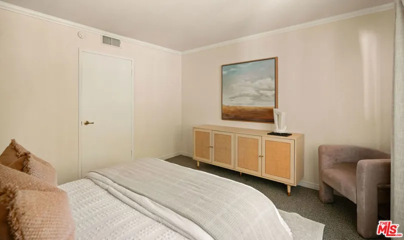 1230 Horn Avenue 201, West Hollywood, California 90069