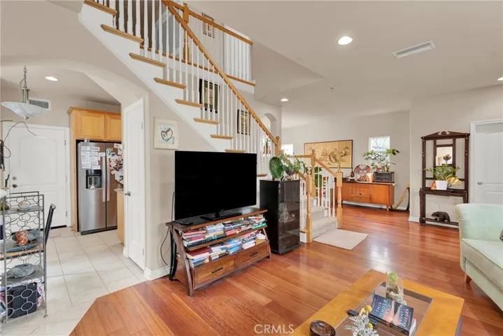 8306 Telegraph, Downey, California 90240