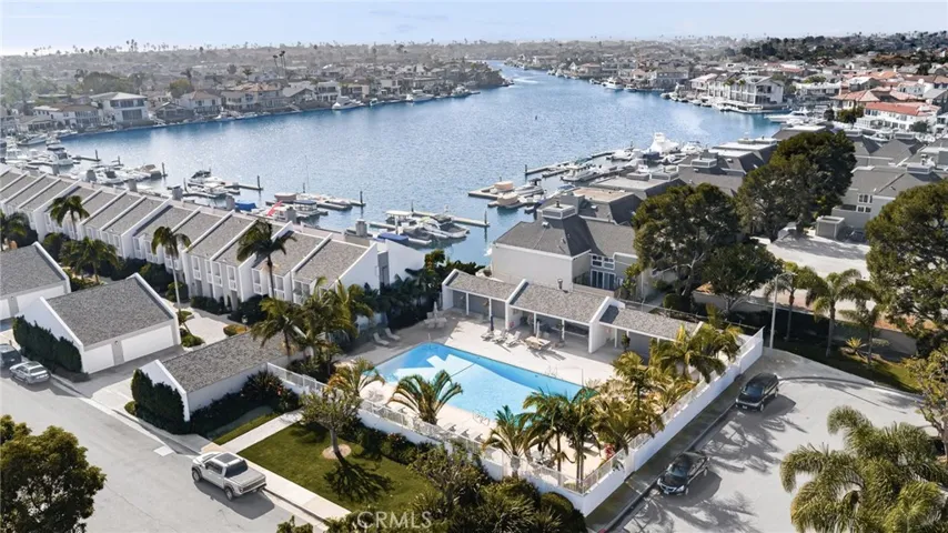 16435 Harbour Lane 13, Huntington Beach, California 92649