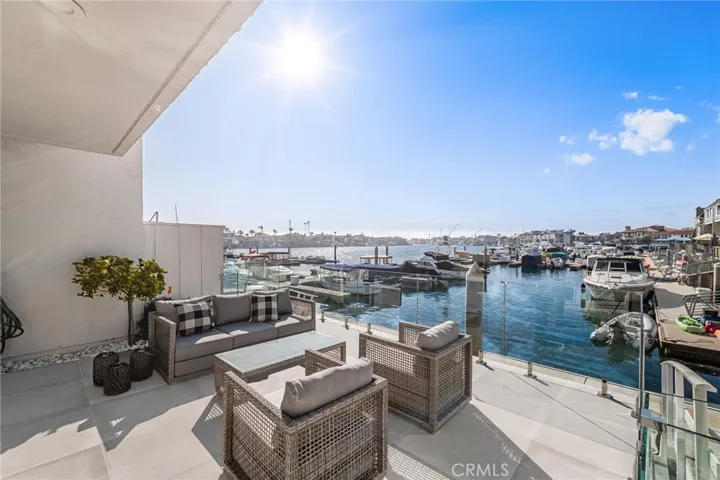 16435 Harbour Lane 13, Huntington Beach, California 92649