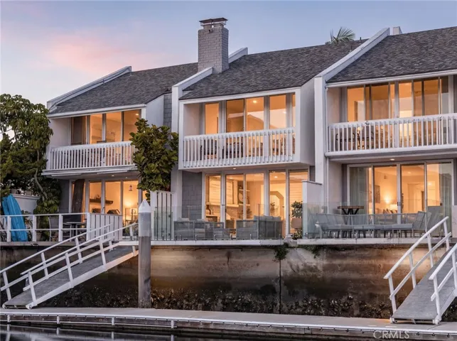 16435 Harbour Lane 13, Huntington Beach, California 92649