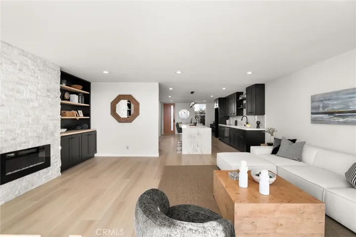 16435 Harbour Lane 13, Huntington Beach, California 92649